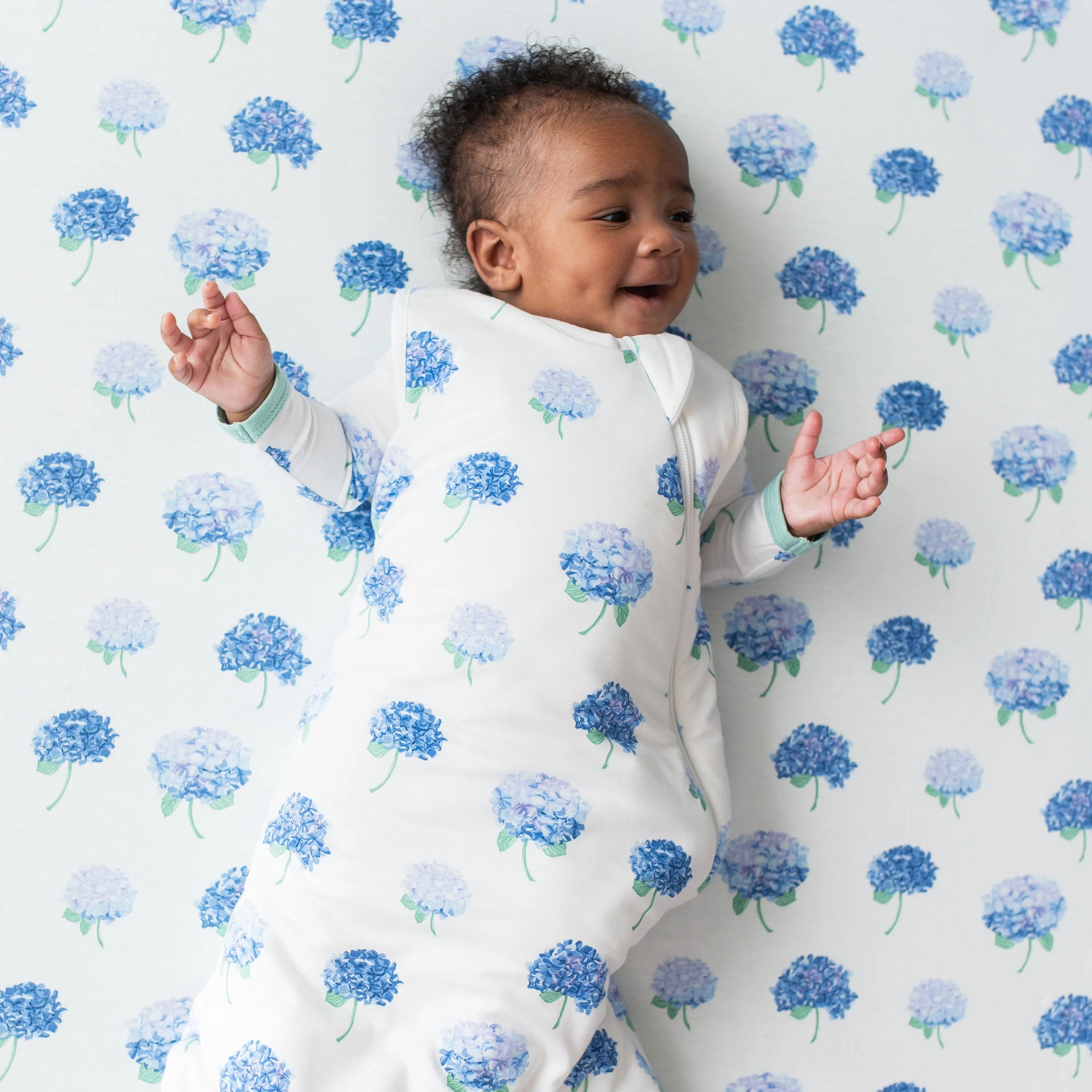 Crib Sheet in Hydrangea