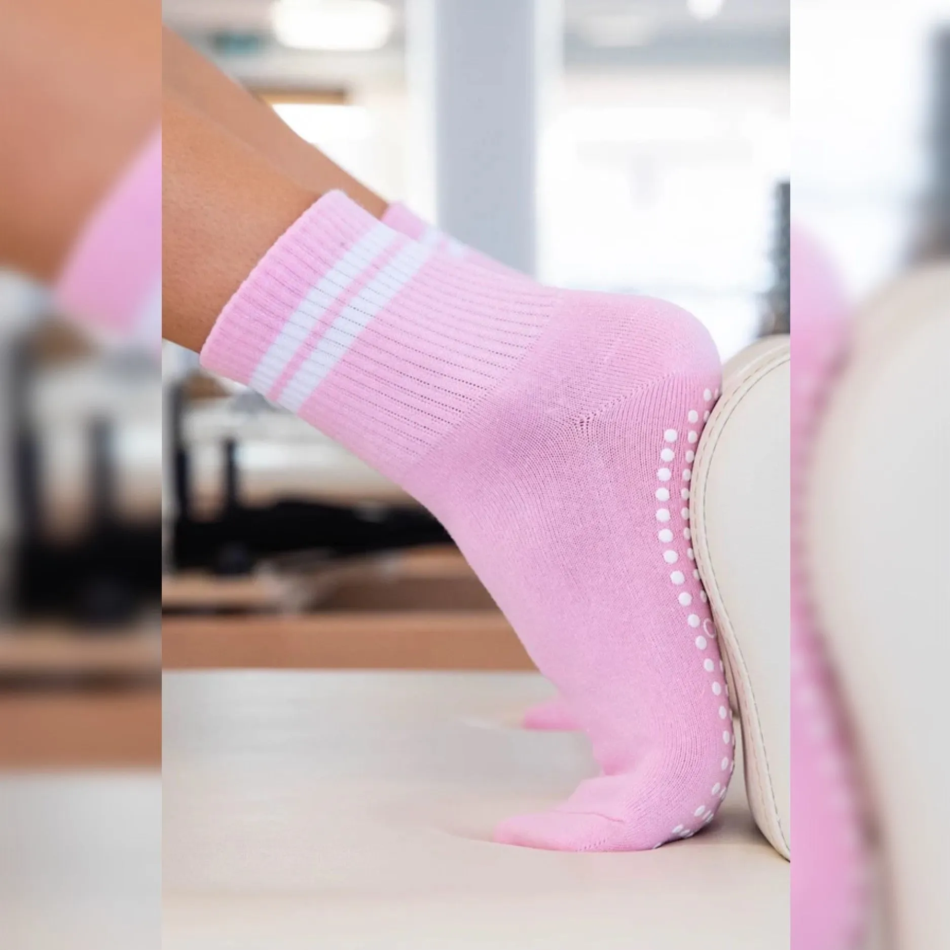 Grippy Crew Socks - Pink (Barre / Pilates)