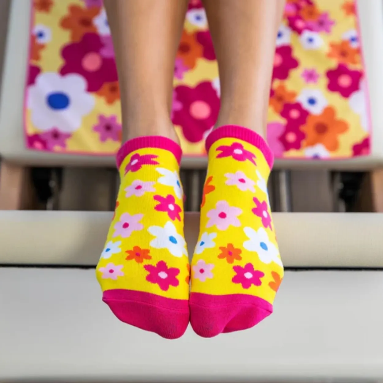 Grippy Socks - Daisy (Barre / Pilates)