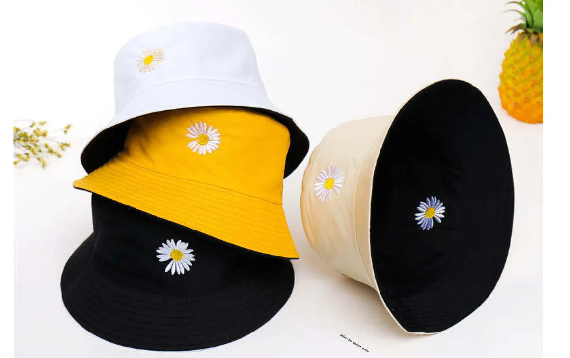 Unisex Daisy Embroidered Reversible Fisherman Bucket Hat