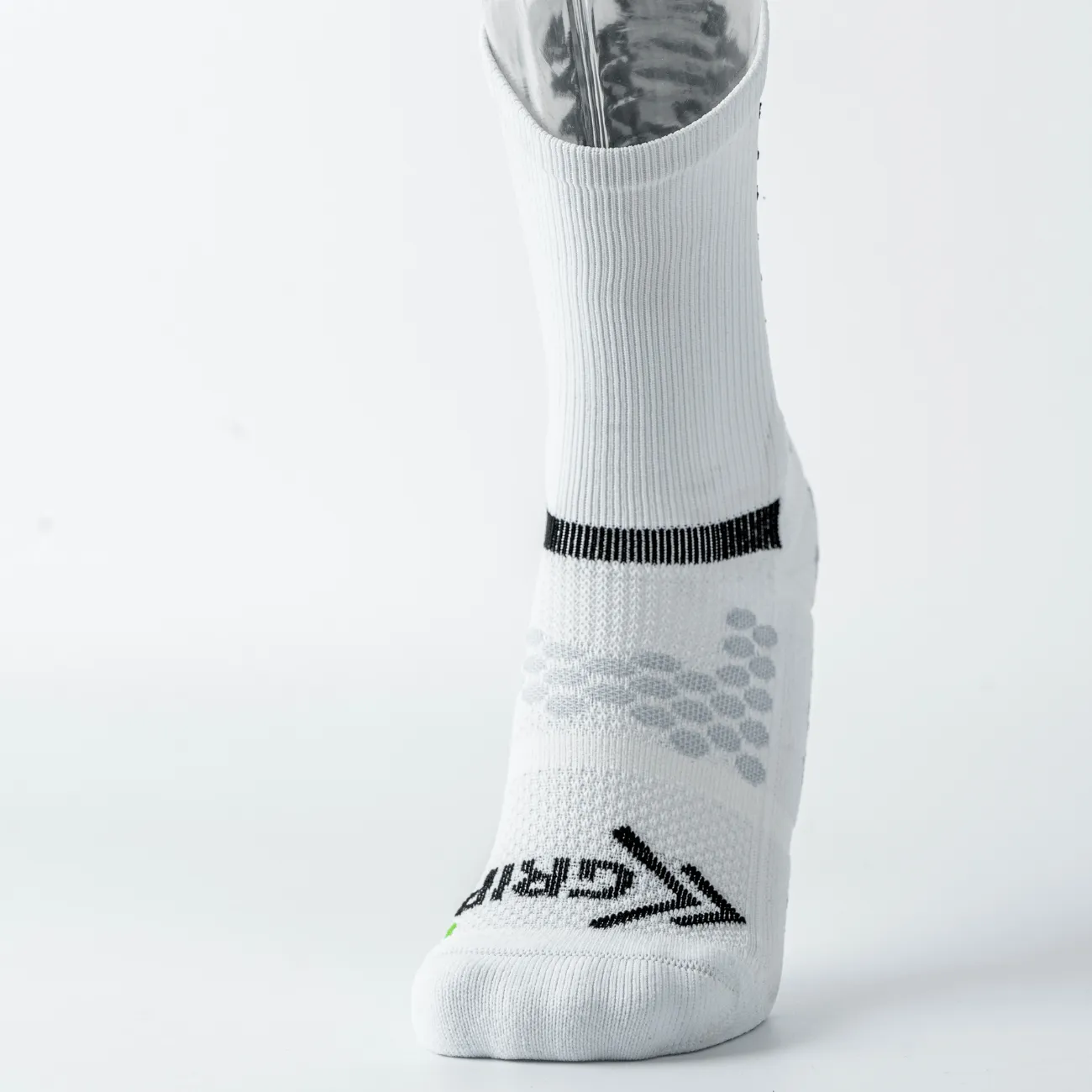 V2 Pro Grip Socks